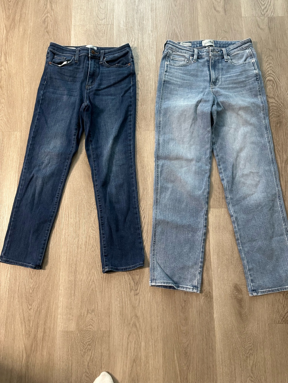 Bundle of Two (2) Pairs of Universal Thread High Rise Jeans Size 6